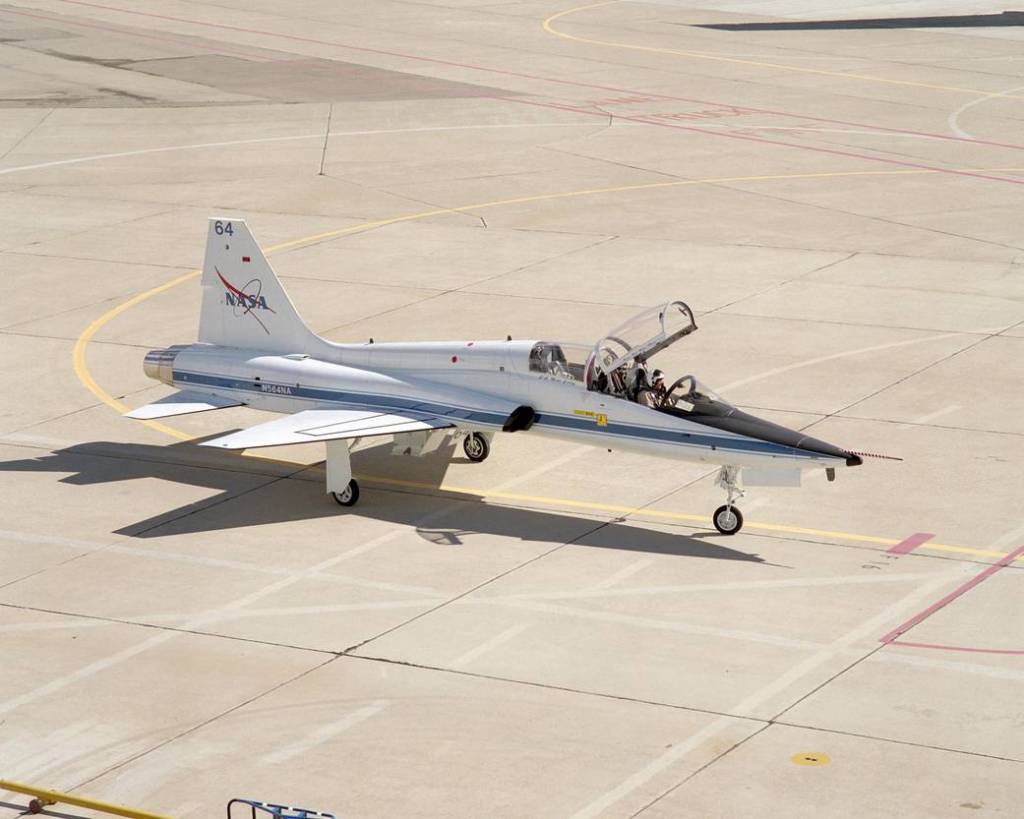 Pilot Gordon Fullerton Taxies NASA Dryden’s T-38 Talon Aircraft.