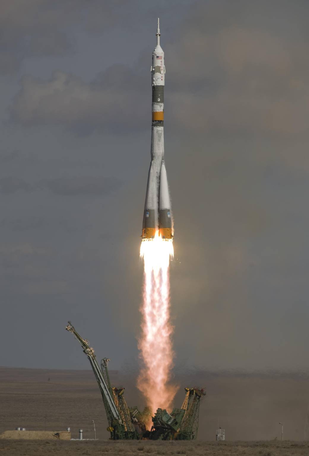 Expedition 18 Lifts Off!