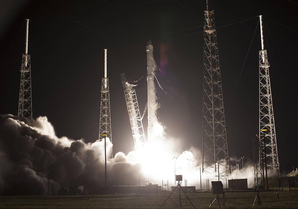 Falcon 9 Liftoff for SpaceX CRS-9