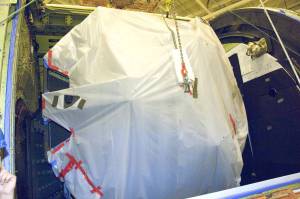 NASA Reinstalls Main Mirror in SOFIA Airborne Observatory