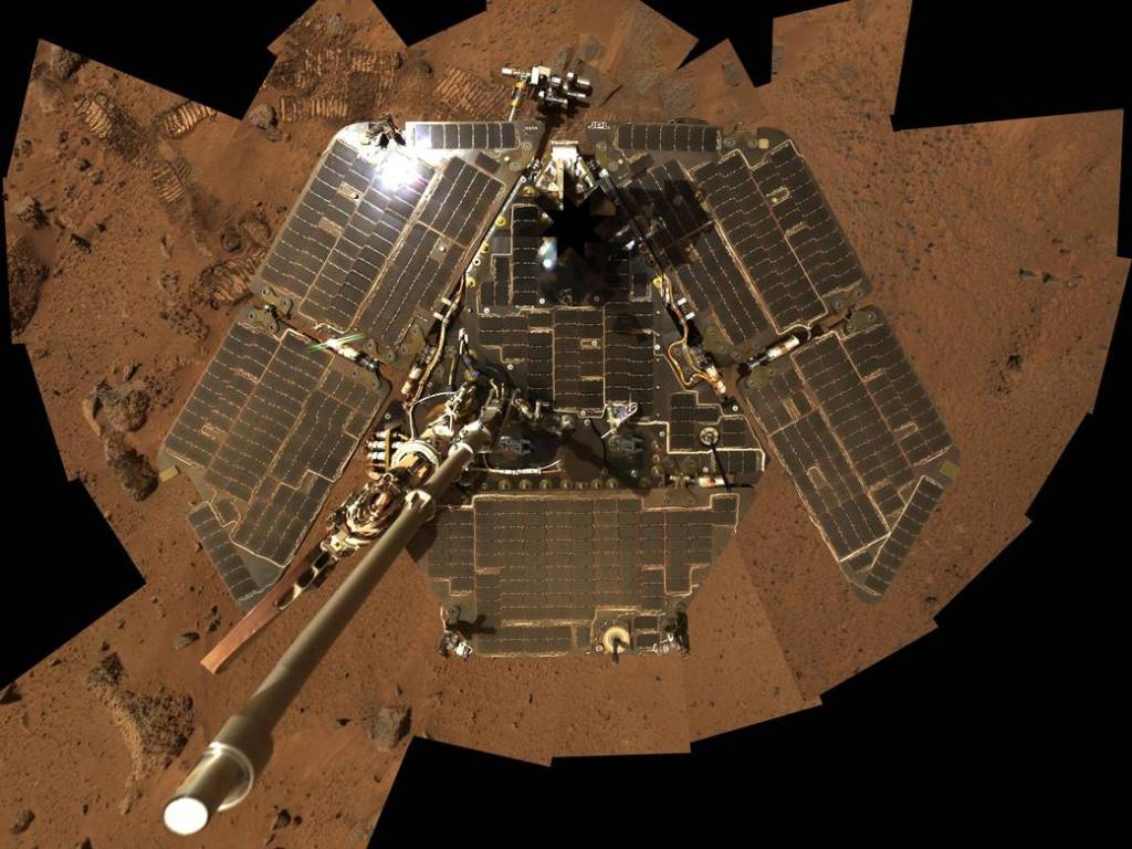 Spirit Rover Still Shining