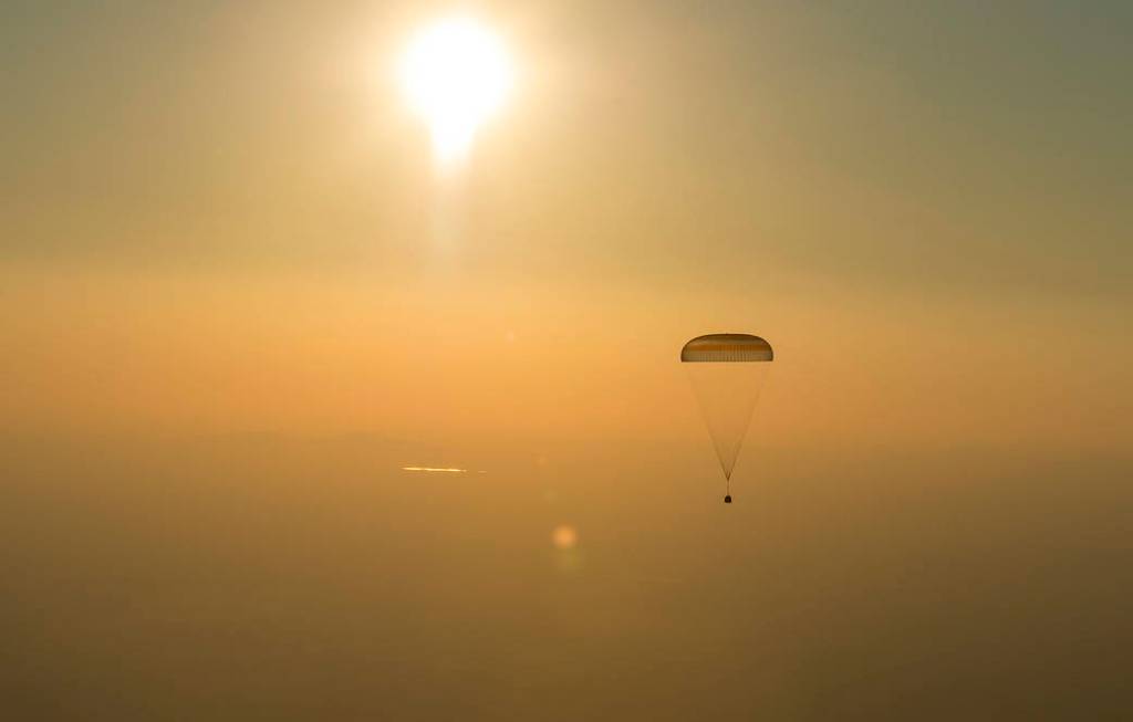 Expedition 48 Crew Returns Home