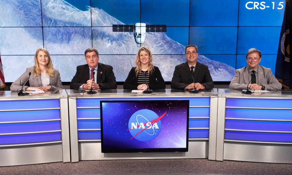 Pre-launch News Conference for SpaceX CRS-15