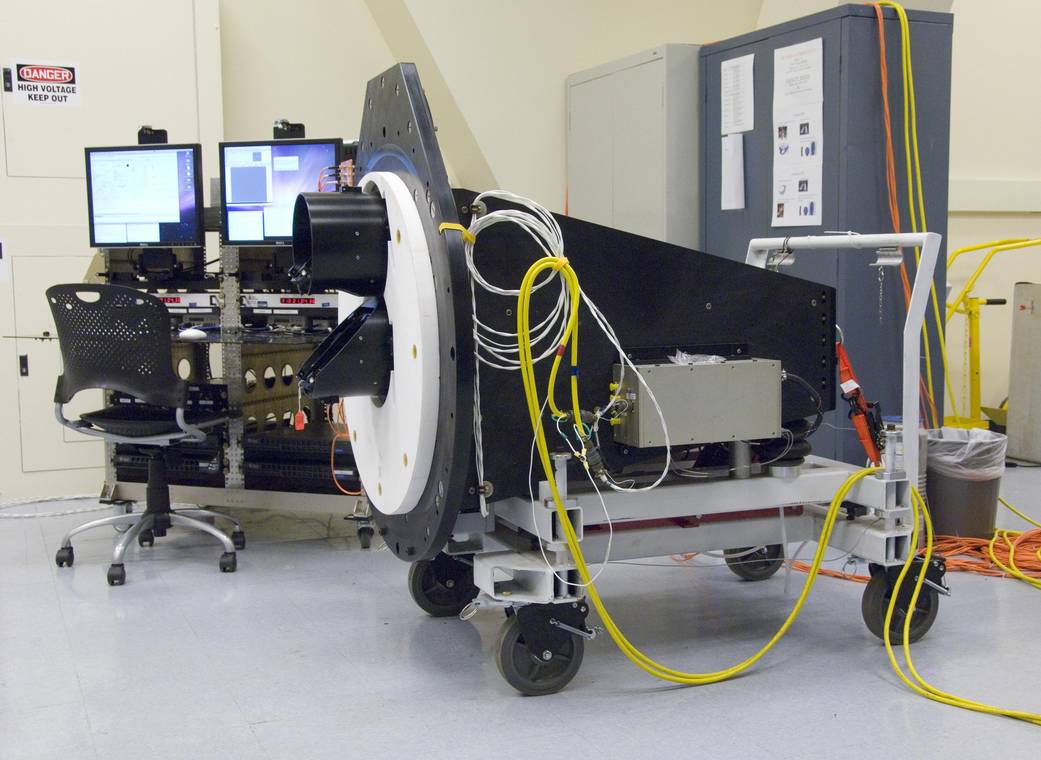 HIPO Photometer Installed on SOFIA Telescope