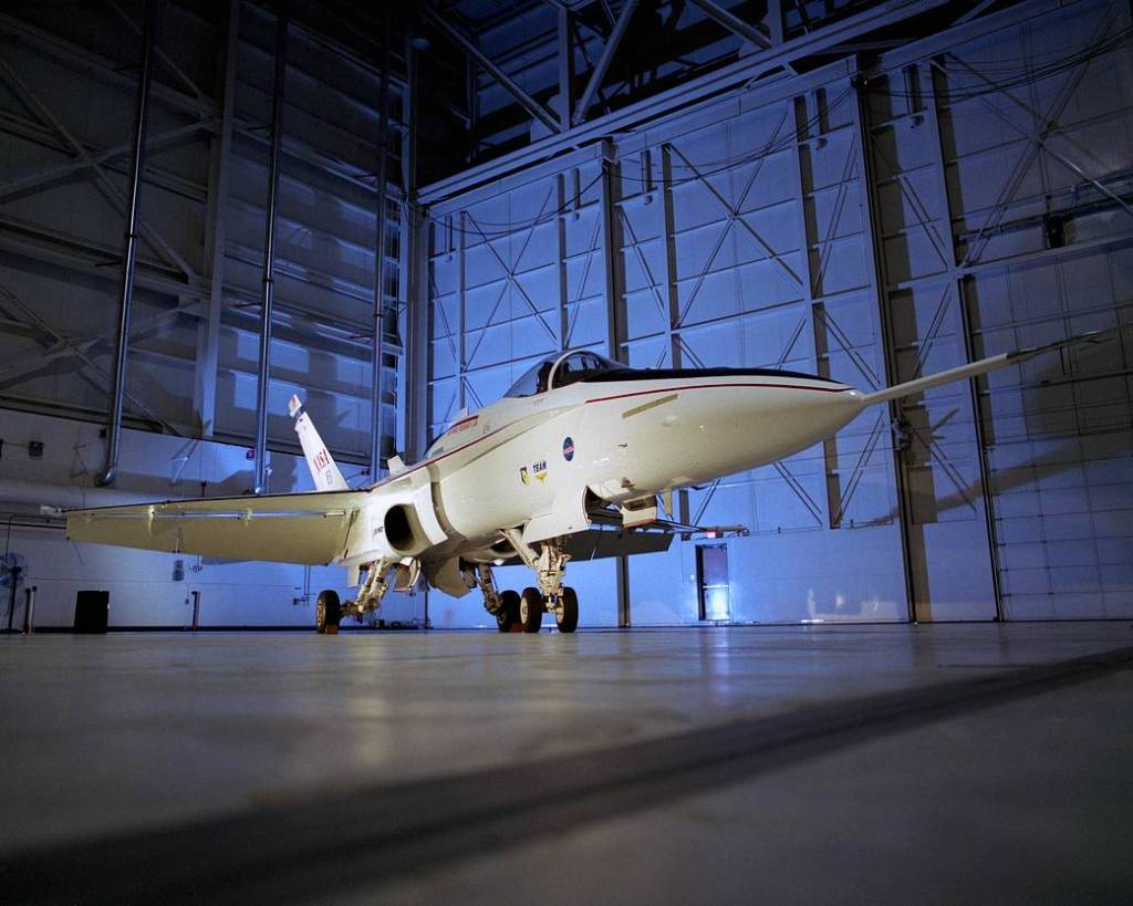 F/A-18 Active Aeroelastic Wing (AAW) on Display