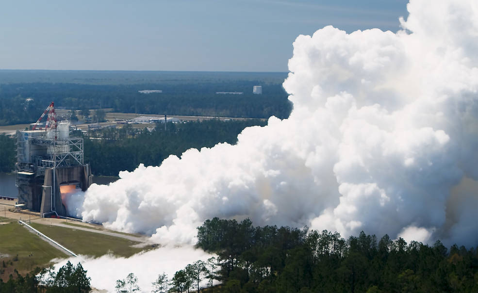 drone captured image of a RS-25 engine test