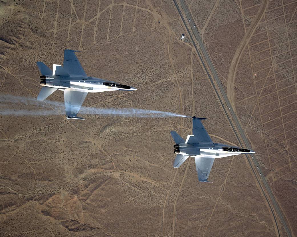 F/A-18 Autonomous Formation Flight (AFF)