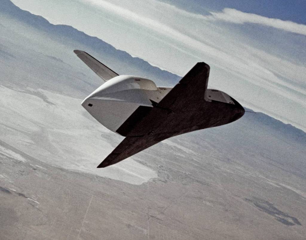 Space Shuttle Prototype Approach and Landing Tests