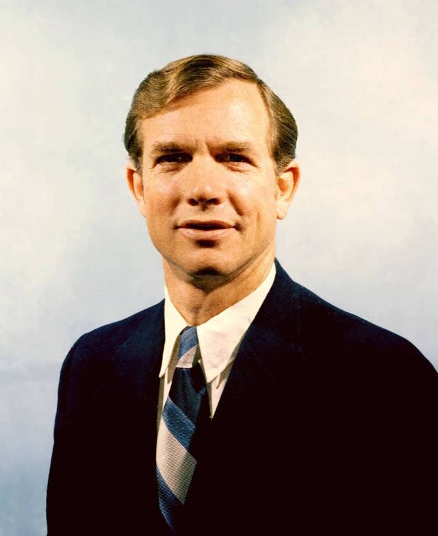 Portrait of former Center Director David Scott