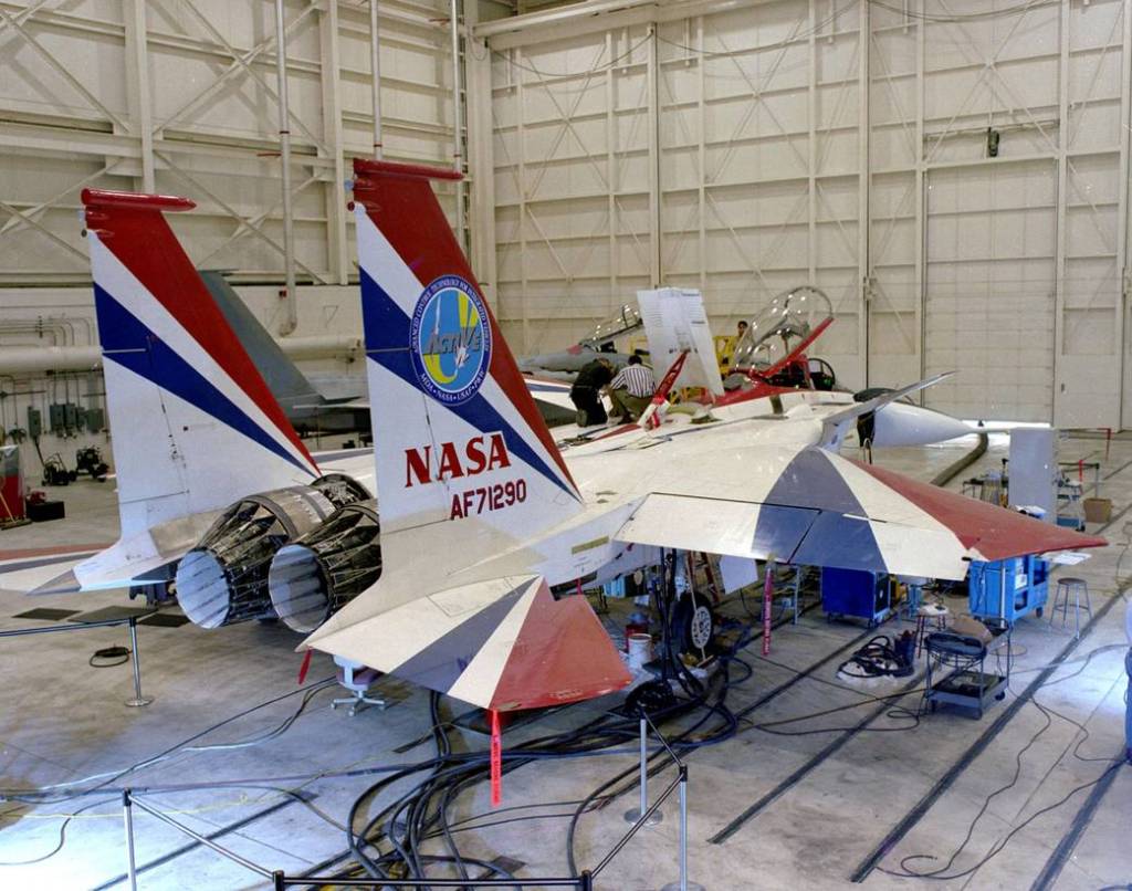 Flight Controls and Instrumentation Systems Check on 837