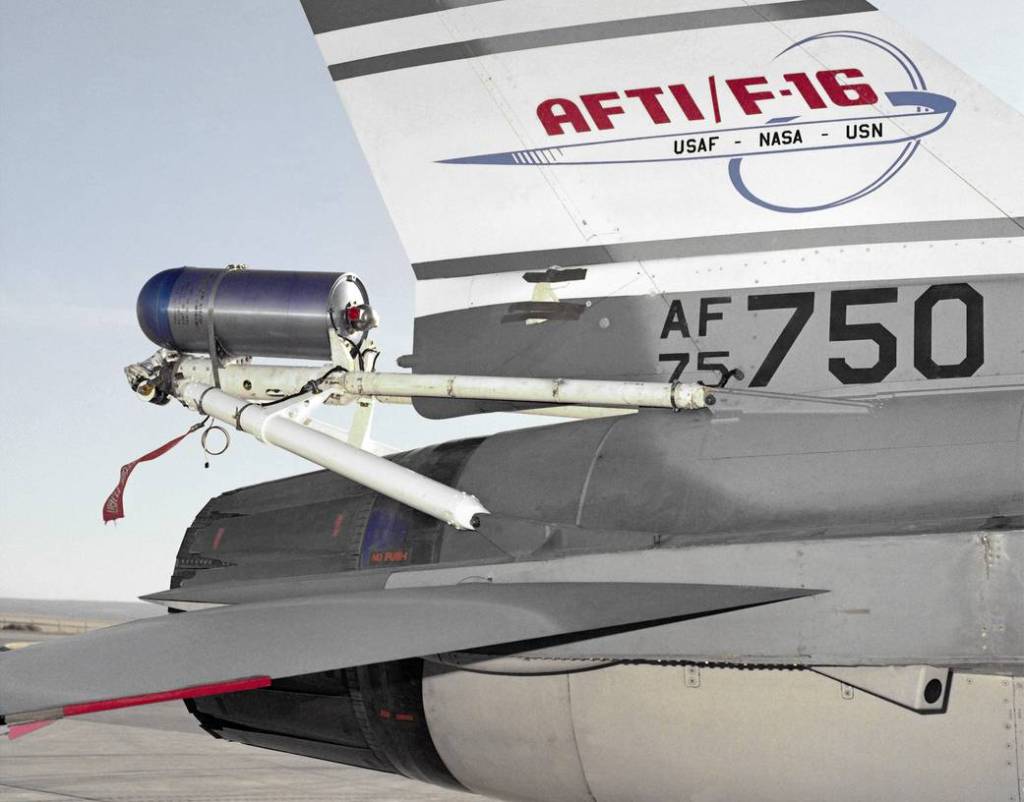 AFTI/F-16 Advanced Fighter Technology Integration