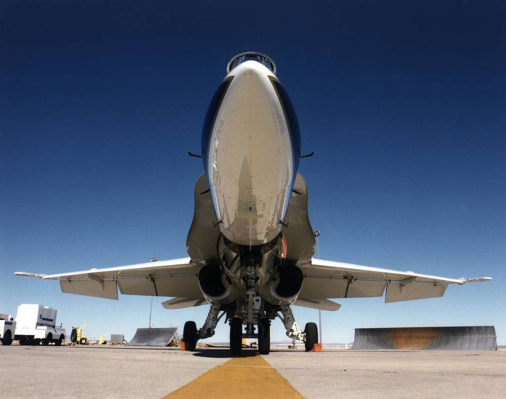 SRA Displays its Air Data Systems