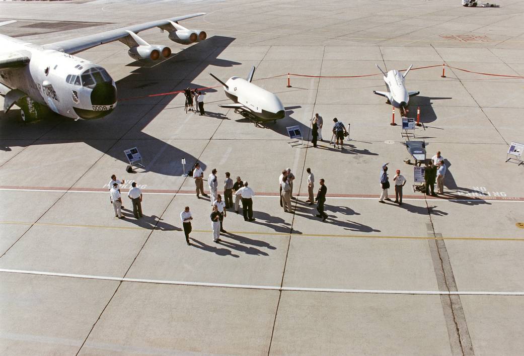 Fleet Aircraft, 2000