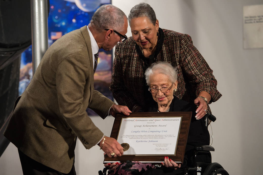 NASA Administrator Bolden gives award certificate to Katherine Johnson