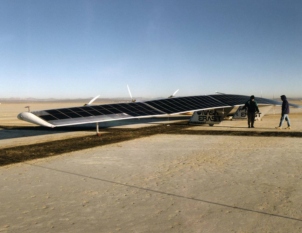 Solar Cell Arrays on Wing of Pathfinder