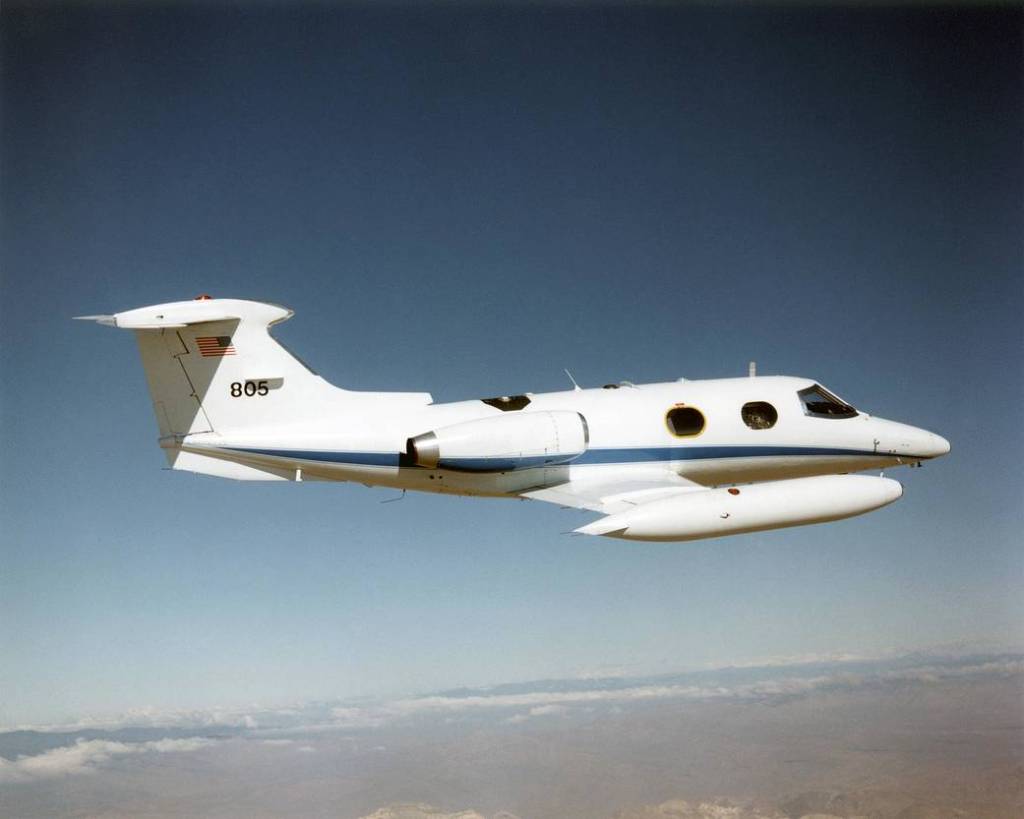 Lear 24