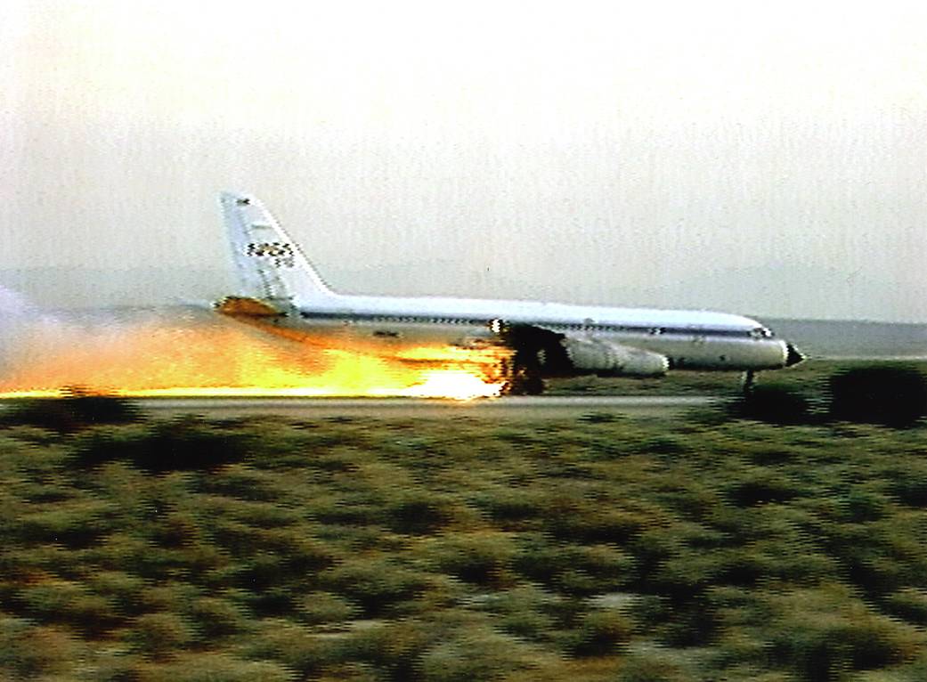 CV-990 Landing Systems Research Aircraft