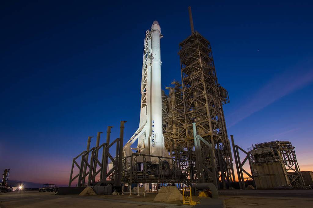 Falcon 9 Rocket With Dragon Spacecraft Vertical at Launch Complex 39A