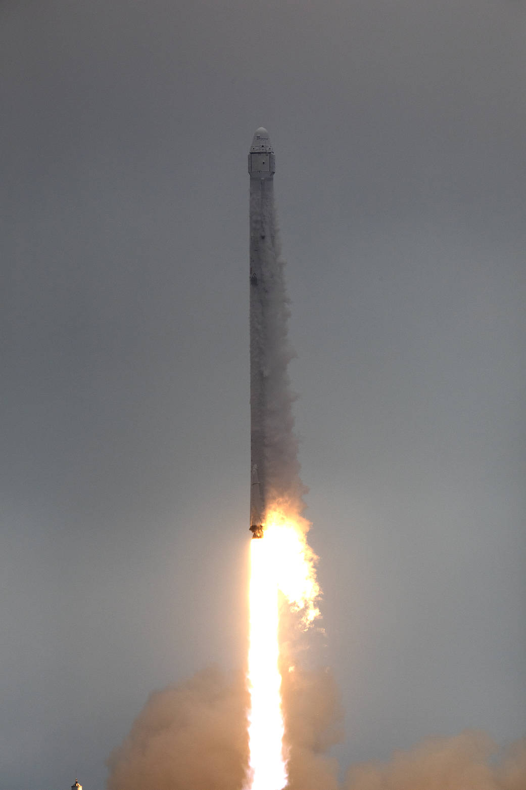 Liftoff of SpaceX Falcon 9 rocket with Dragon spacecraft