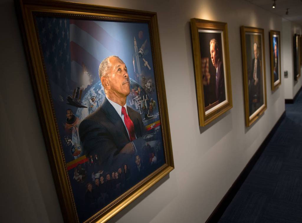 Former Administrator Portrait Unveiling