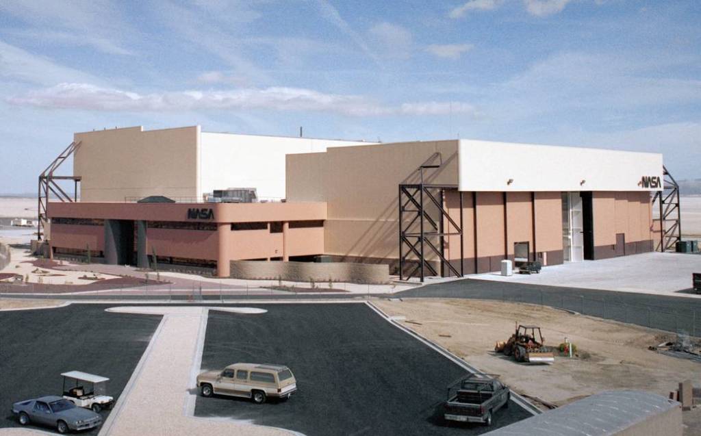 Walter C. Williams Research Aircraft Integration Facility (RAIF)