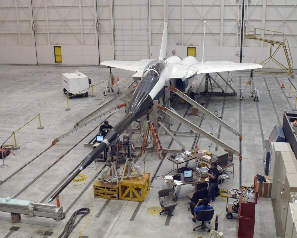 Ground Vibration Tests for Quiet Spike