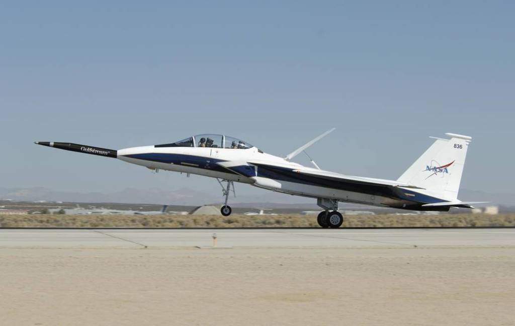 Landing After First-Flight Evaluation of Quiet Spike