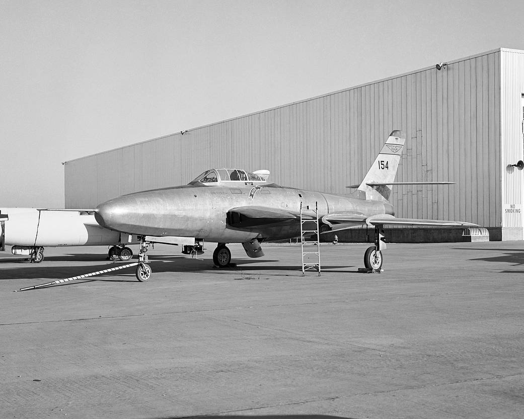RF-84F