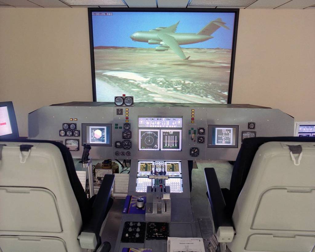 C-17 Flight Simulator