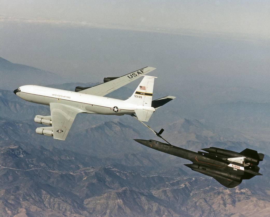 SR-71 with LASRE Aboard Refueled by KC-135 Tanker