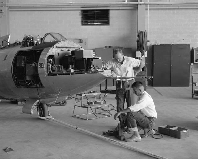 X-1B and its Instrumentation Technicians