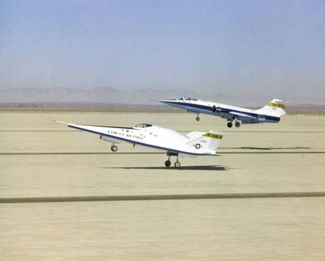 X-24B Lifting Body Glides to a Landing on Rogers Dry Lake