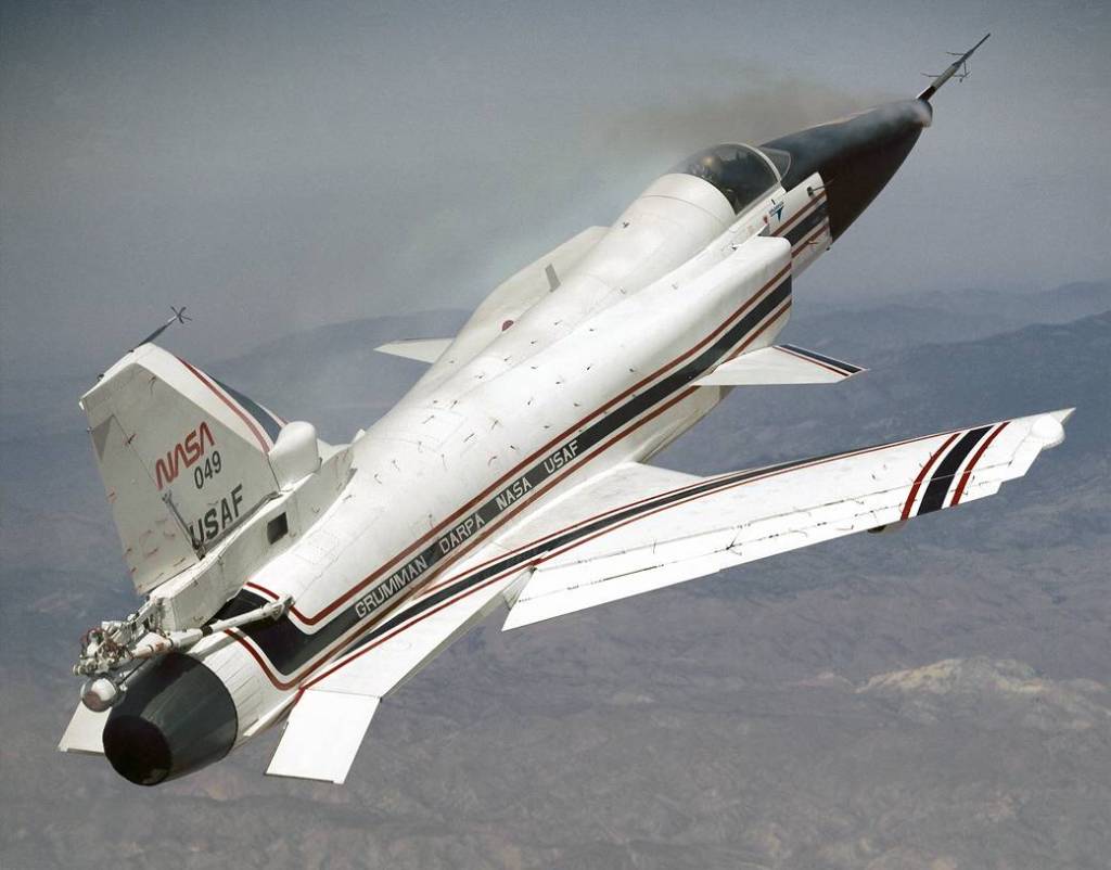X-29 Undergoes Forebody Vortex Flow Tests