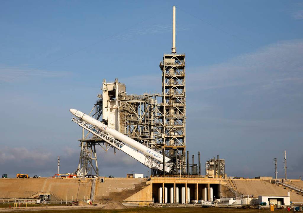 Falcon 9 Rocket Positioned for SpaceX CRS-11