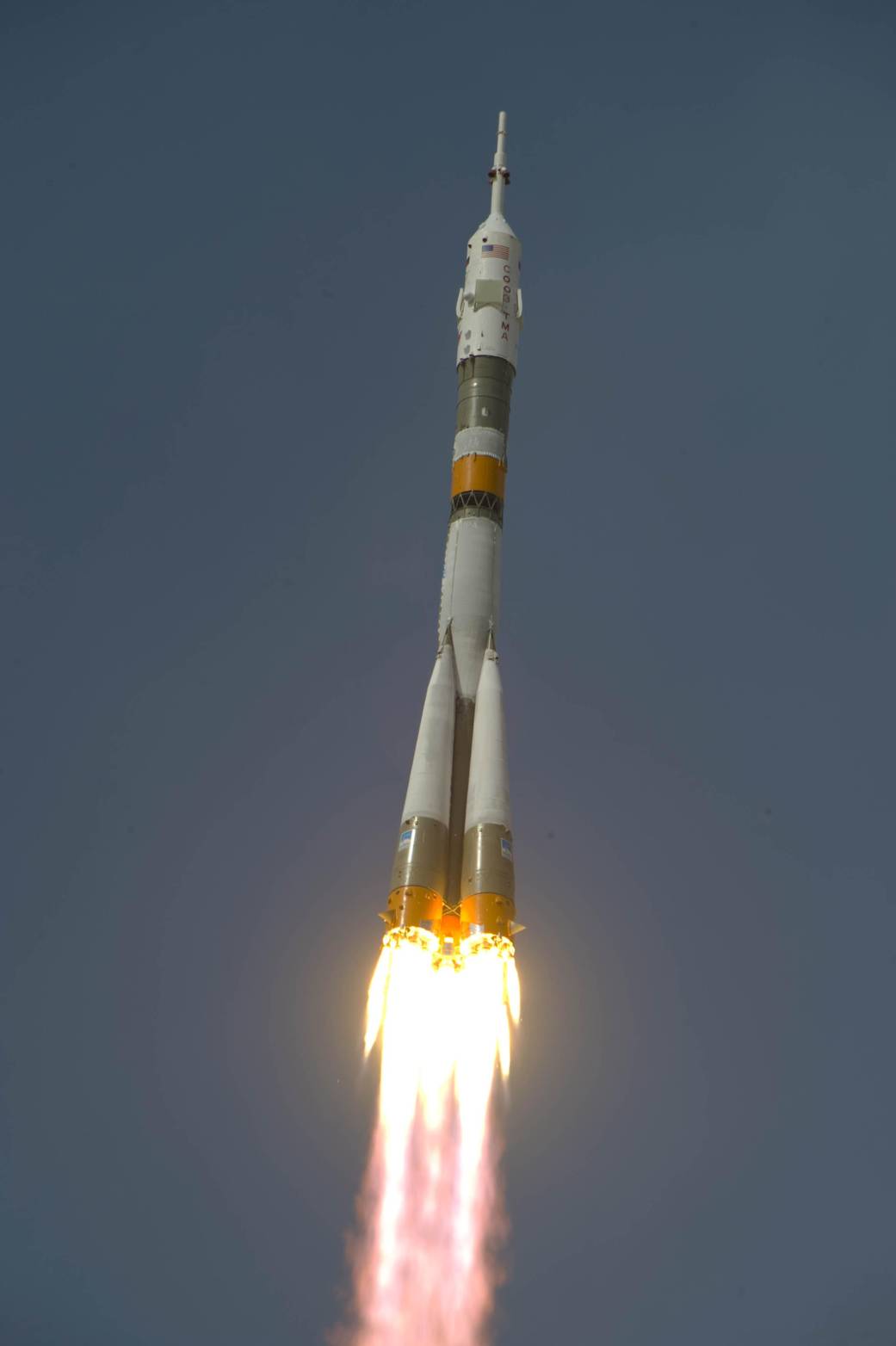 Expedition 20 Lifts Off