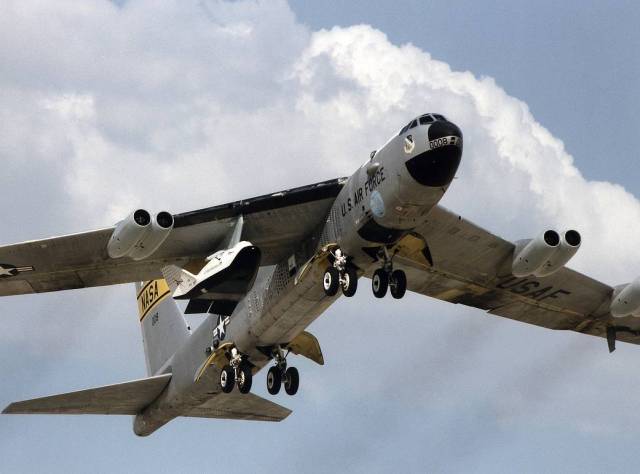 Liftoff of B-52 Carrying X-38