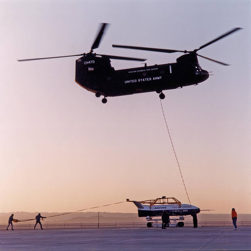 X-40A Space Maneuver Vehicle and CH-47