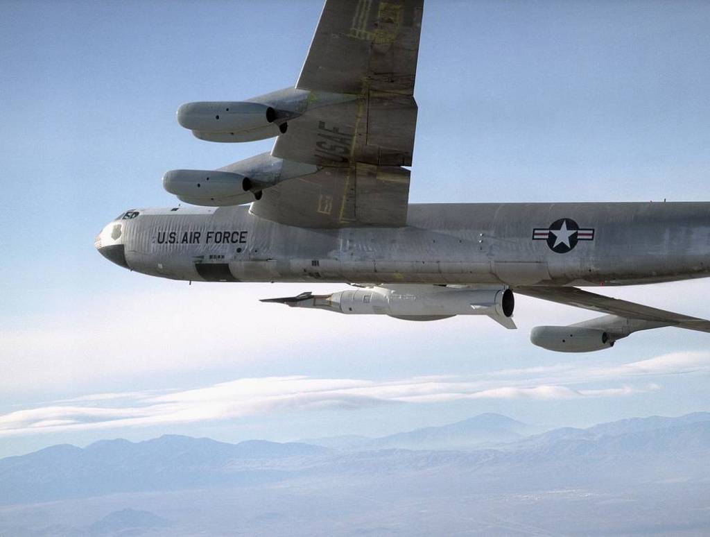 Captive Carry Test: X-43A and Pegasus Booster Rocket