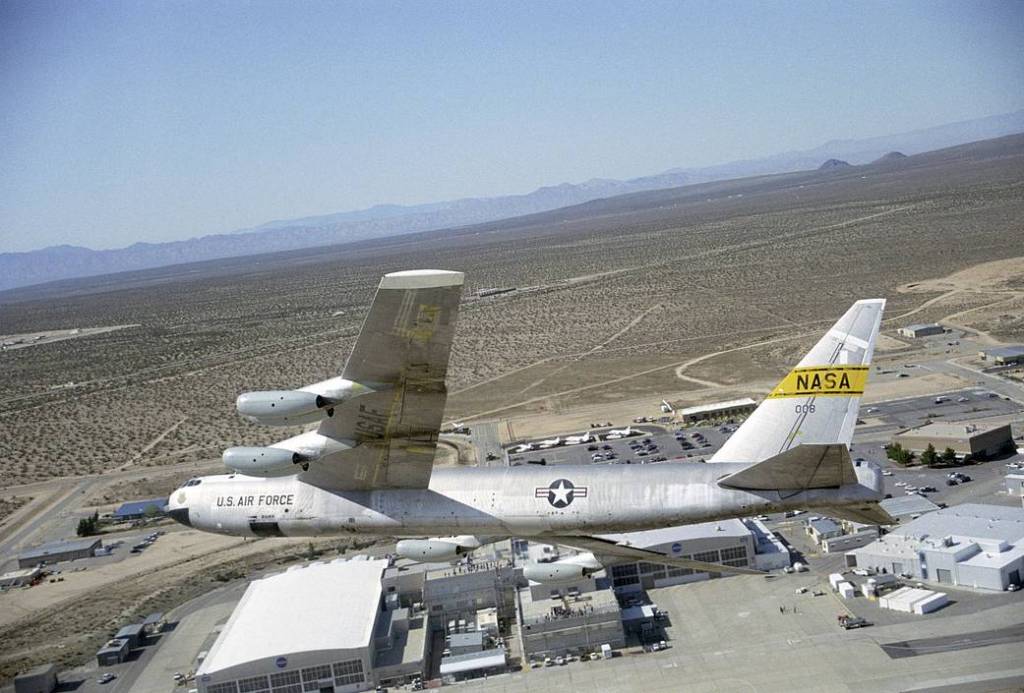 B-52 Banks Low over Dryden Flight Research Center after X-43A Launch