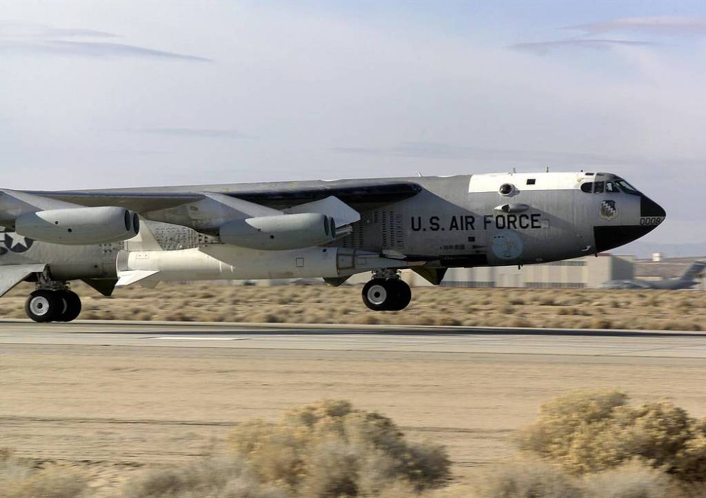 Captive-Carry Evaluation: X-43A and Pegasus Booster