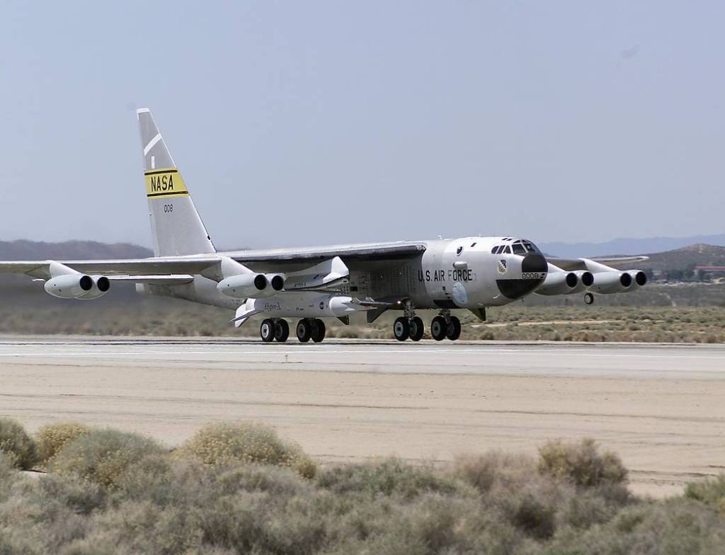 Second X-43A and Pegasus Booster Rocket Carried Aloft by B-52