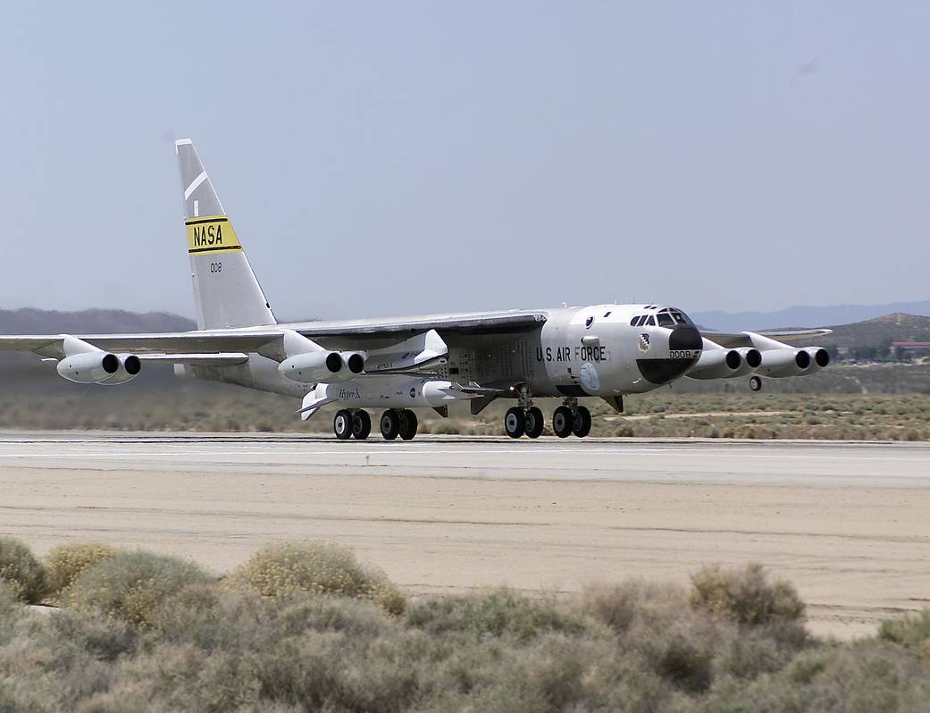 Second X-43A and Pegasus Booster Rocket Carried Aloft by B-52