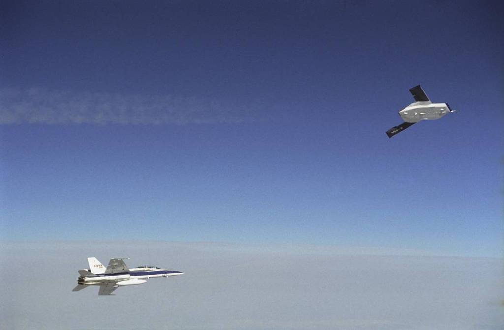 First X-45 Flight with GPS-Guided Weapon