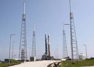 On Launch Complex 41 on Cape Canaveral Air Force Station, the Atlas V/Centaur rocket reaches the launch pad carrying NASA's Lunar Reconnaissance Orbiter and Lunar Crater Observation and Sensing Satellite.