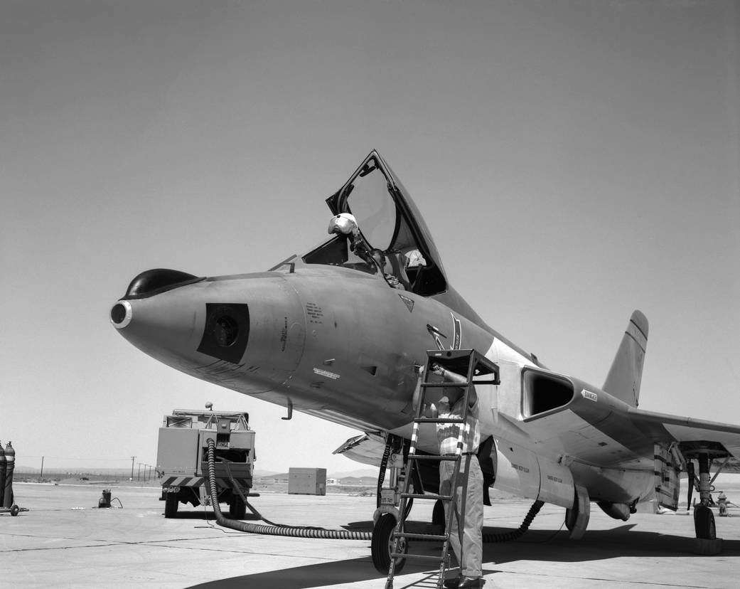 F5D-1 Skylancer