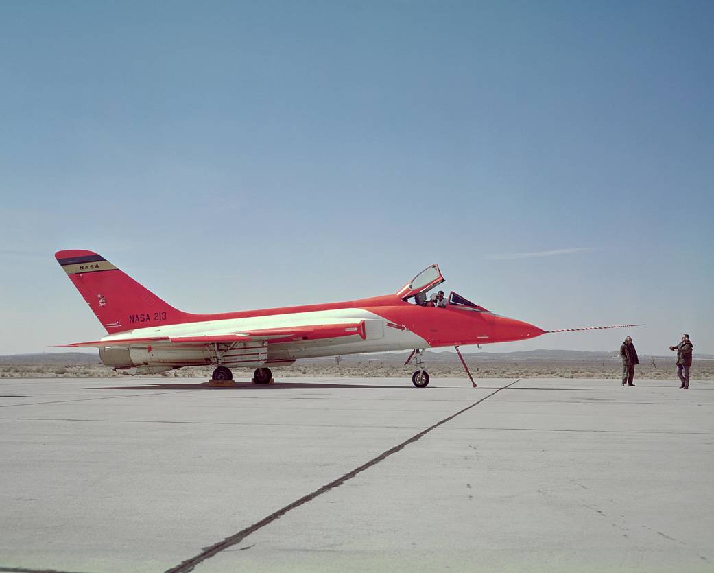 F5D-1 Skylancer