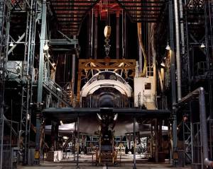 STS-92 Discovery in the Mate-Demate Device