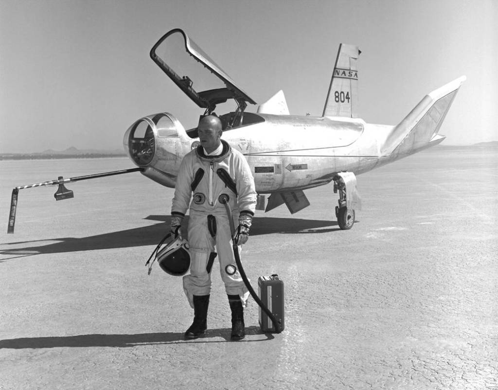 HL-10 Lifting Body