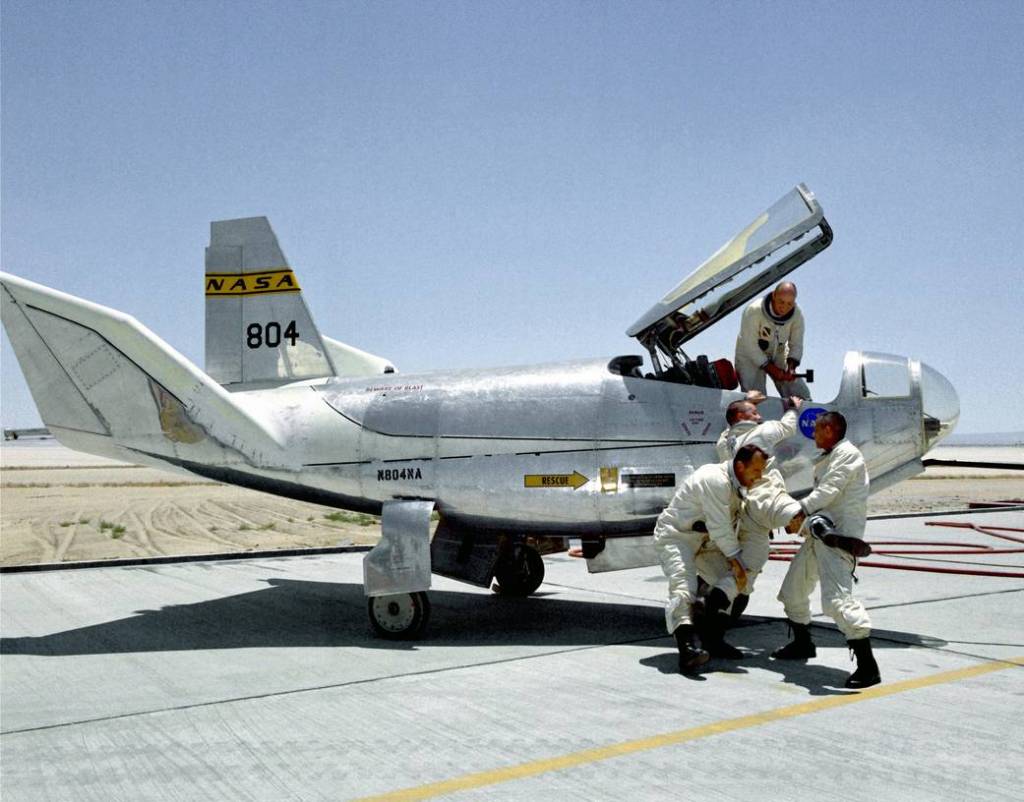 HL-10 Lifting Body