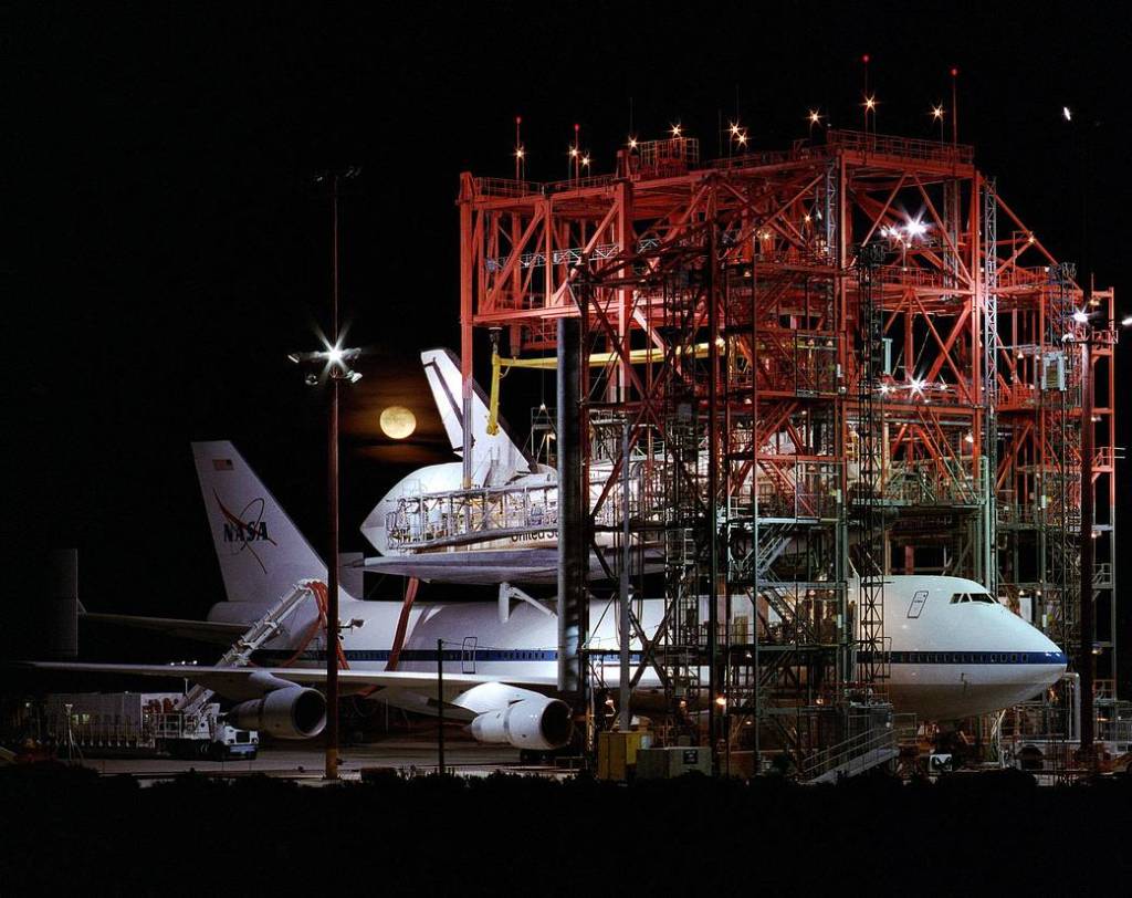 STS-76 Atlantis atop Shuttle Carrier Aircraft